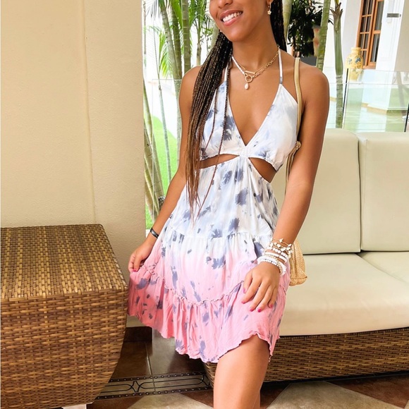 Surf Gypsy Dresses & Skirts - Host Pick 🎉 Surf Gypsy Marne tie die dress !